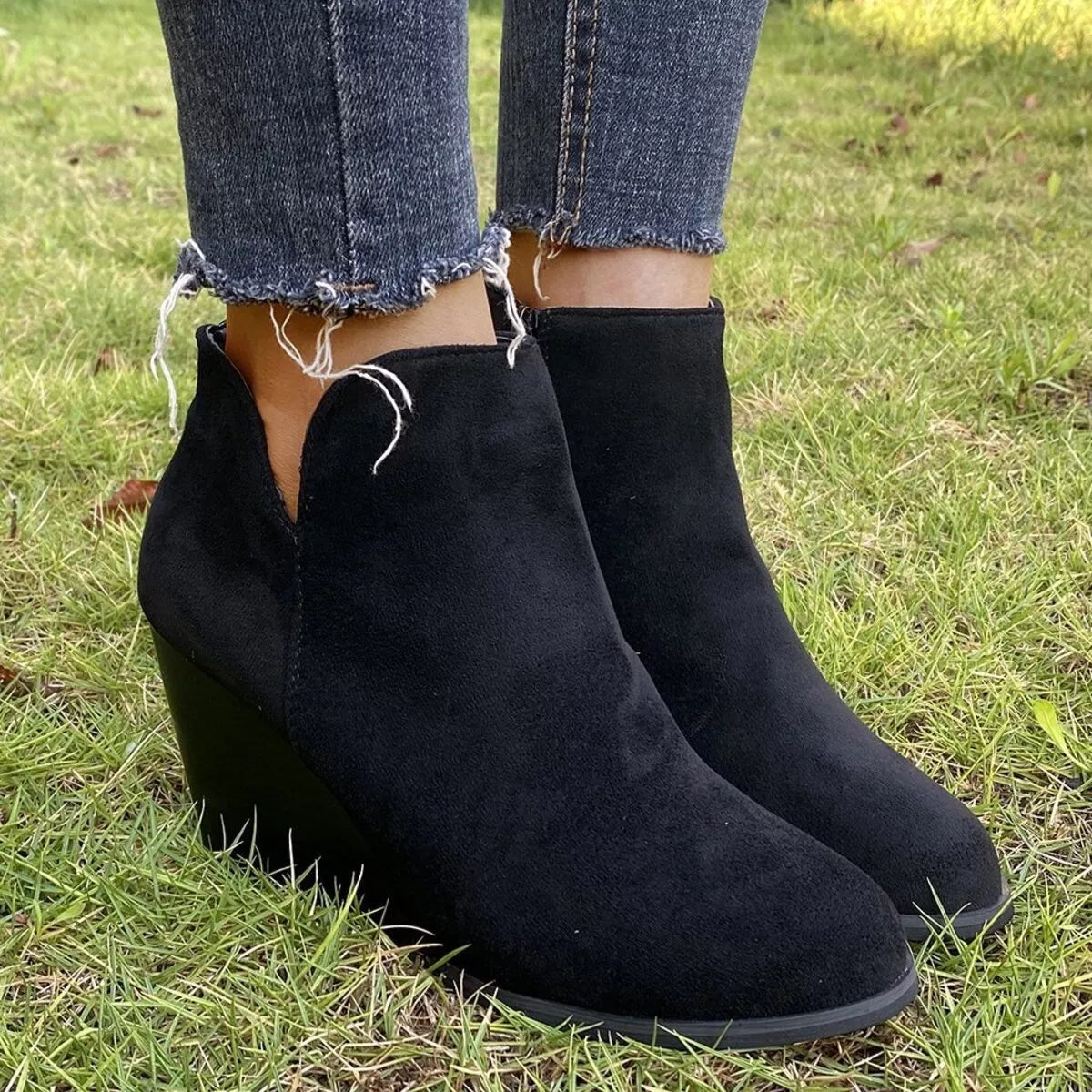 Round Toe Wedge Ankle Boots - Black