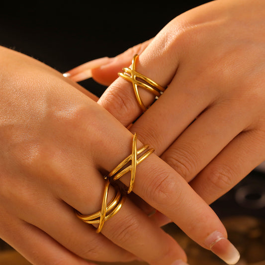 Crisscross Ring - Gold