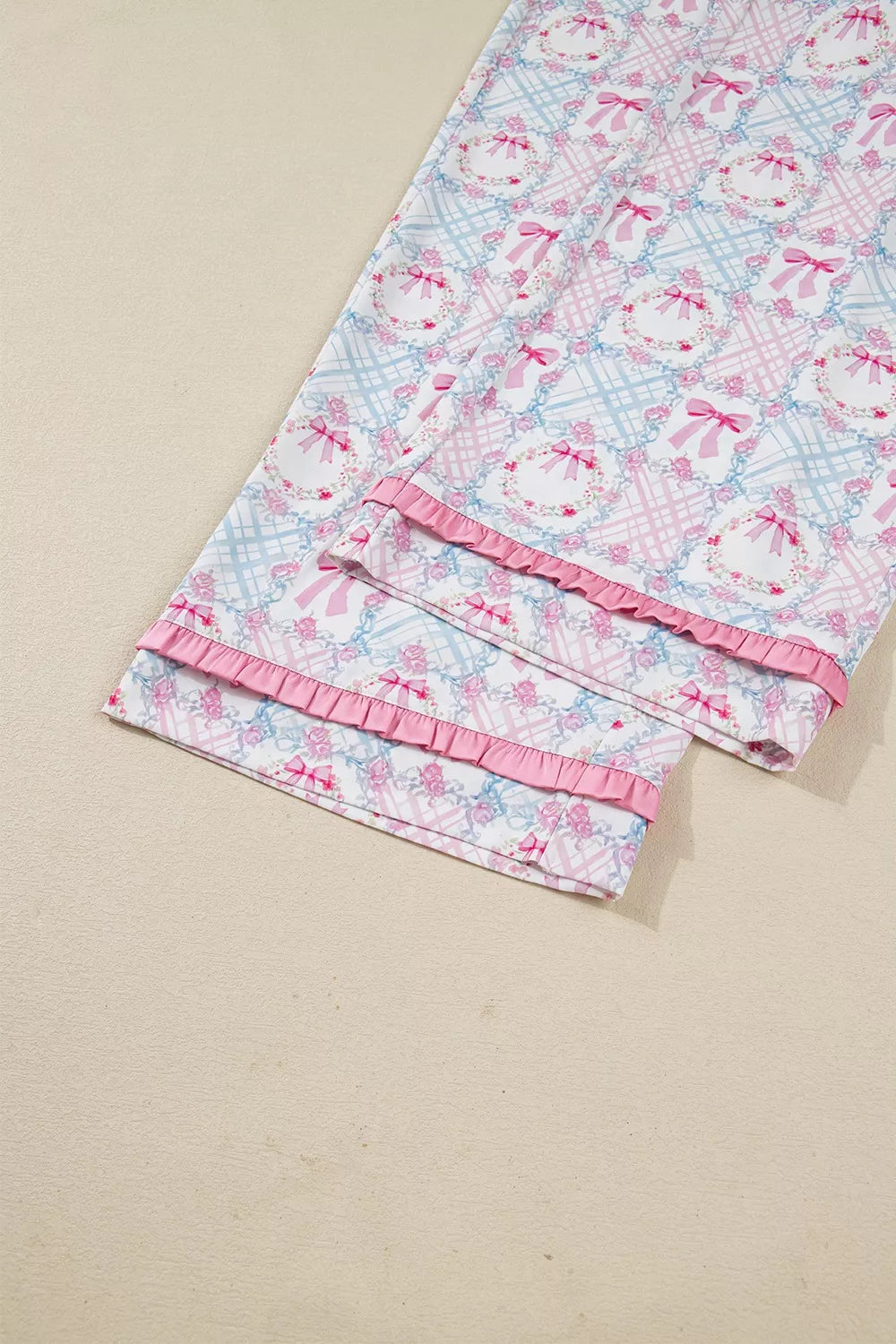 Wreath Pattern Tied Front Long Sleeve Pajama Set -