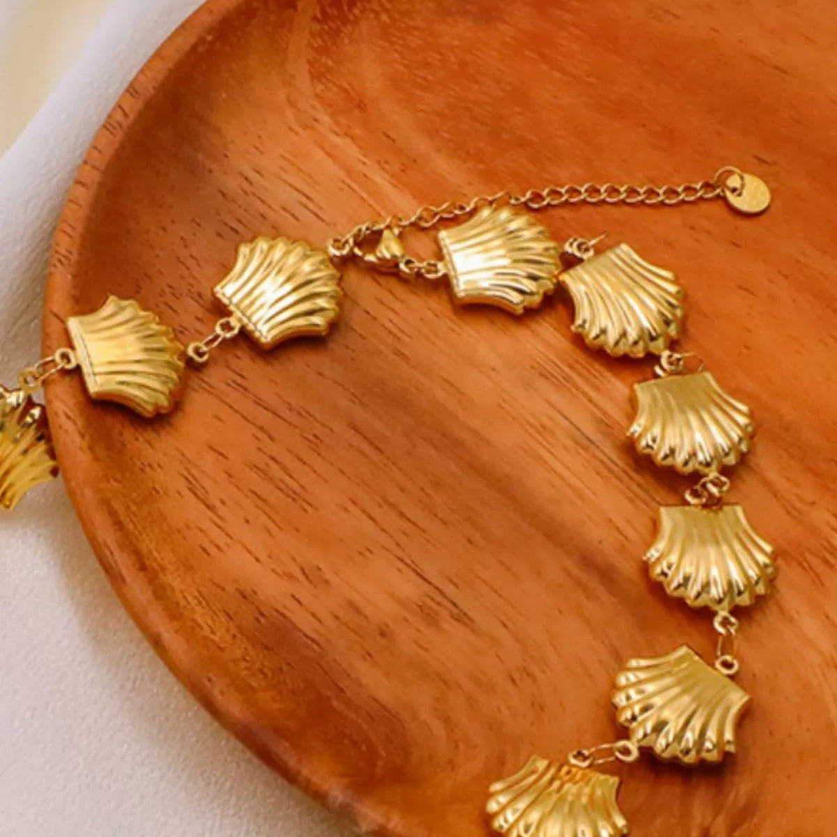Shell Necklace -