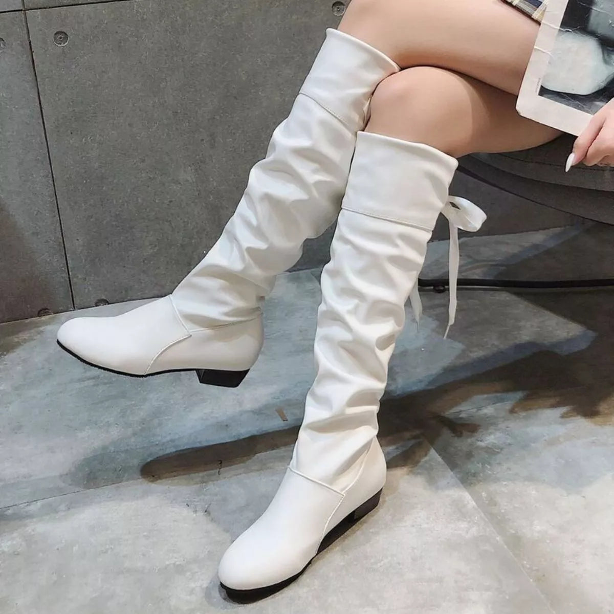 Round Toe Low Heel Boots -