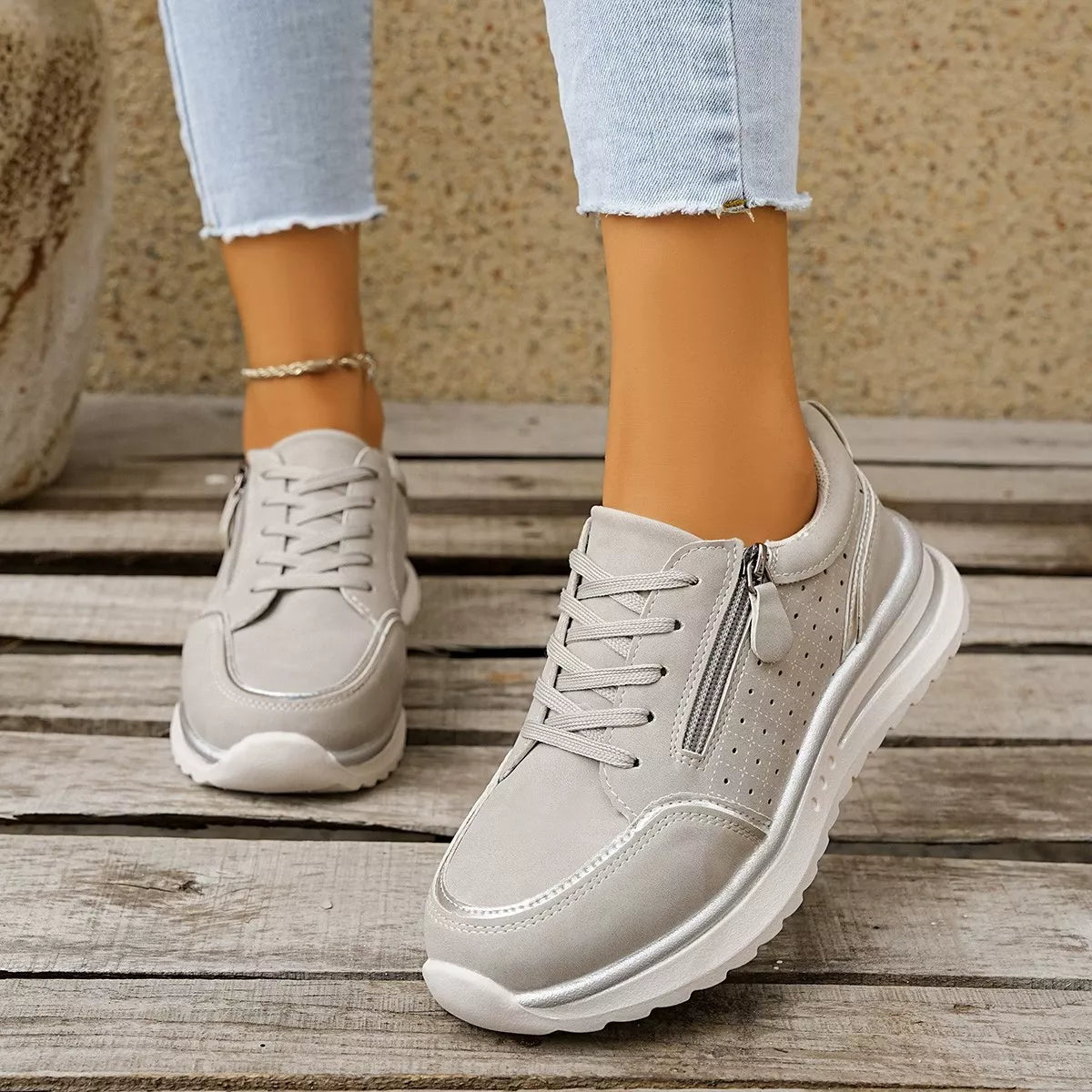 Round Toe Lace Up Sneakers - Gray