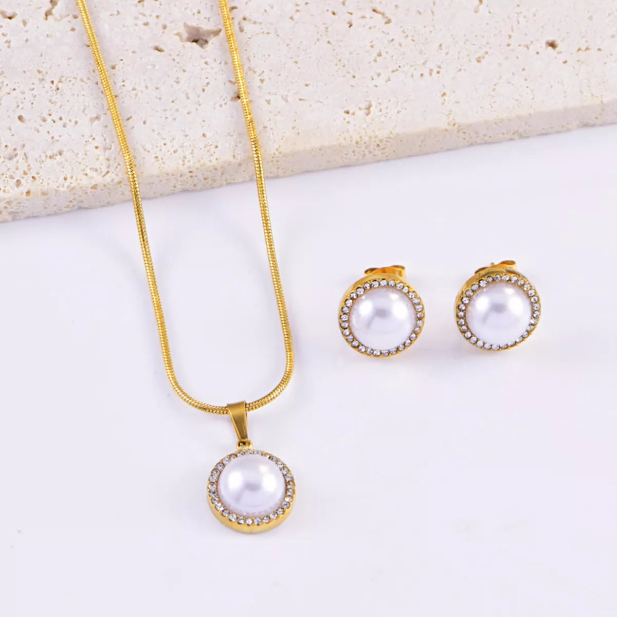 Synthetic Pearl Rhinestone Necklace and Earrings Jewelry Set -