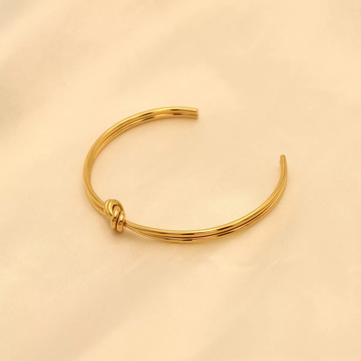 Knot Open Bracelet -