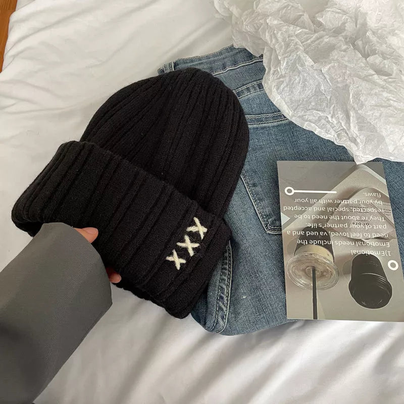 Knitted Beanie Hat - Black One Size