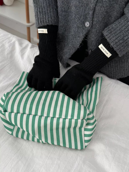 Warm Knitted Gloves - Black One Size