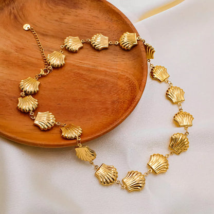 Shell Necklace - Gold One Size