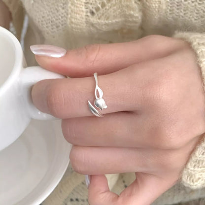 Flower Bypass Ring -