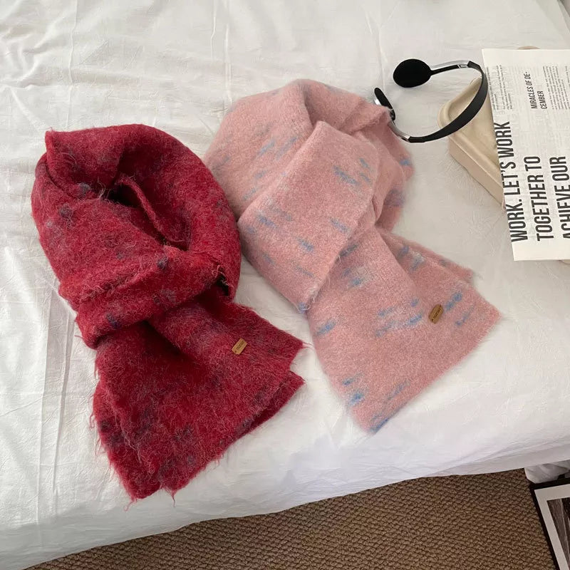 Soft Fuzzy Contrast Scarf -