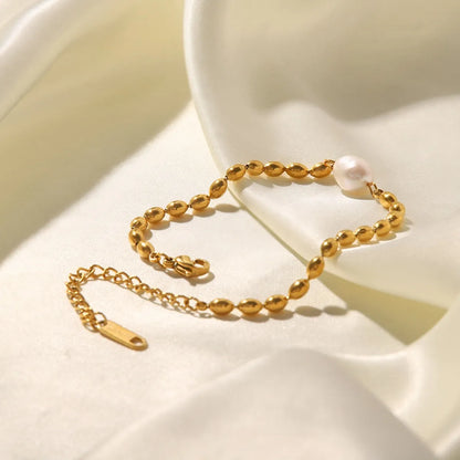 Pearl and Gold Chain Jewelry Set with Necklace and Bracelet -