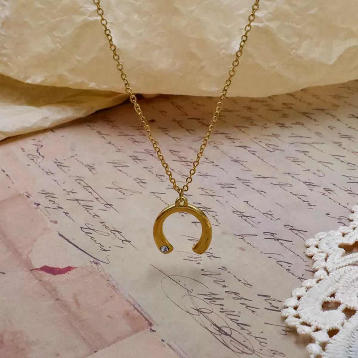 Horseshoe Pendant Necklace -