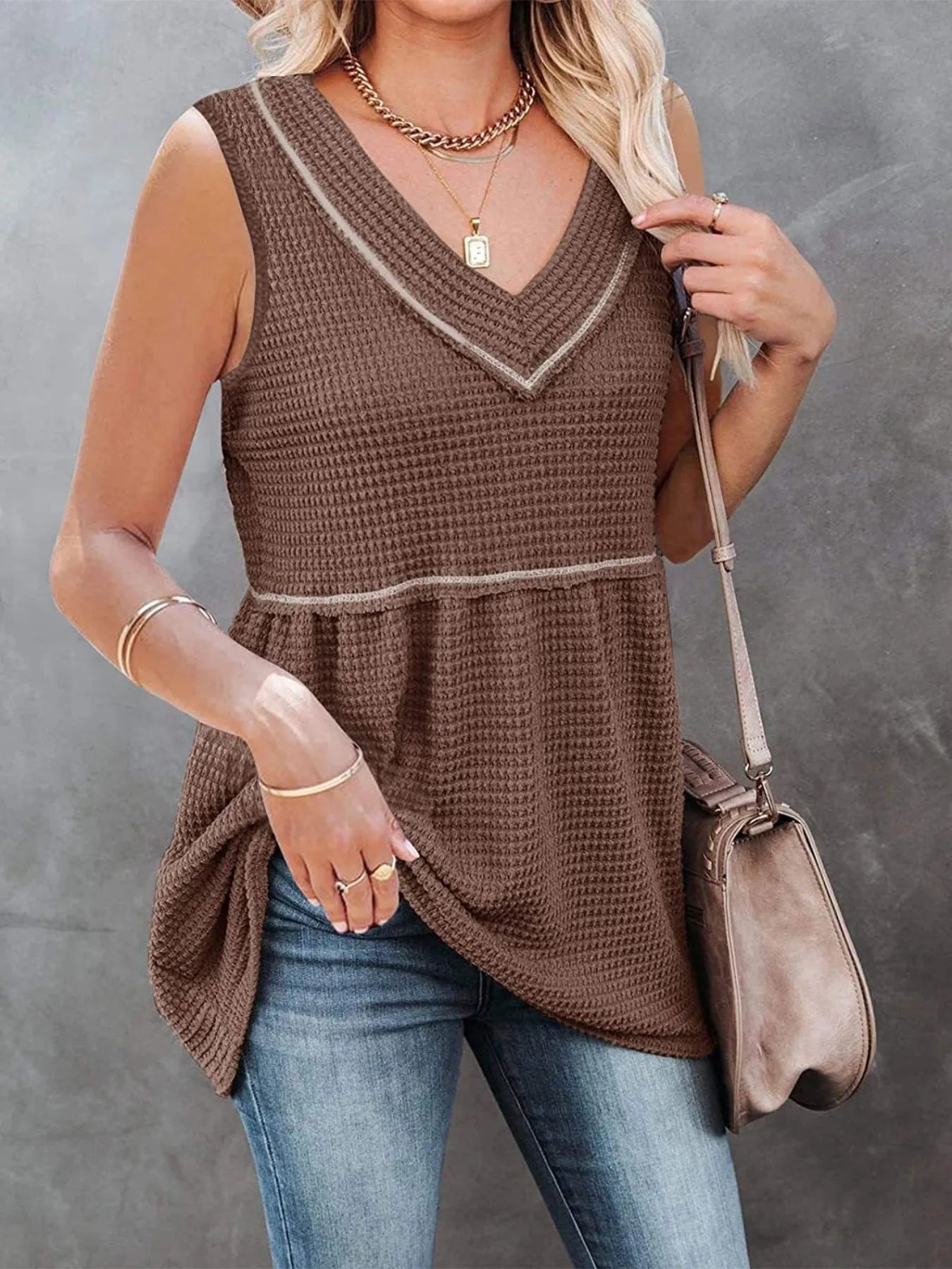 V-Neck Contrast Trim Waffle Knit Tank Top - Green