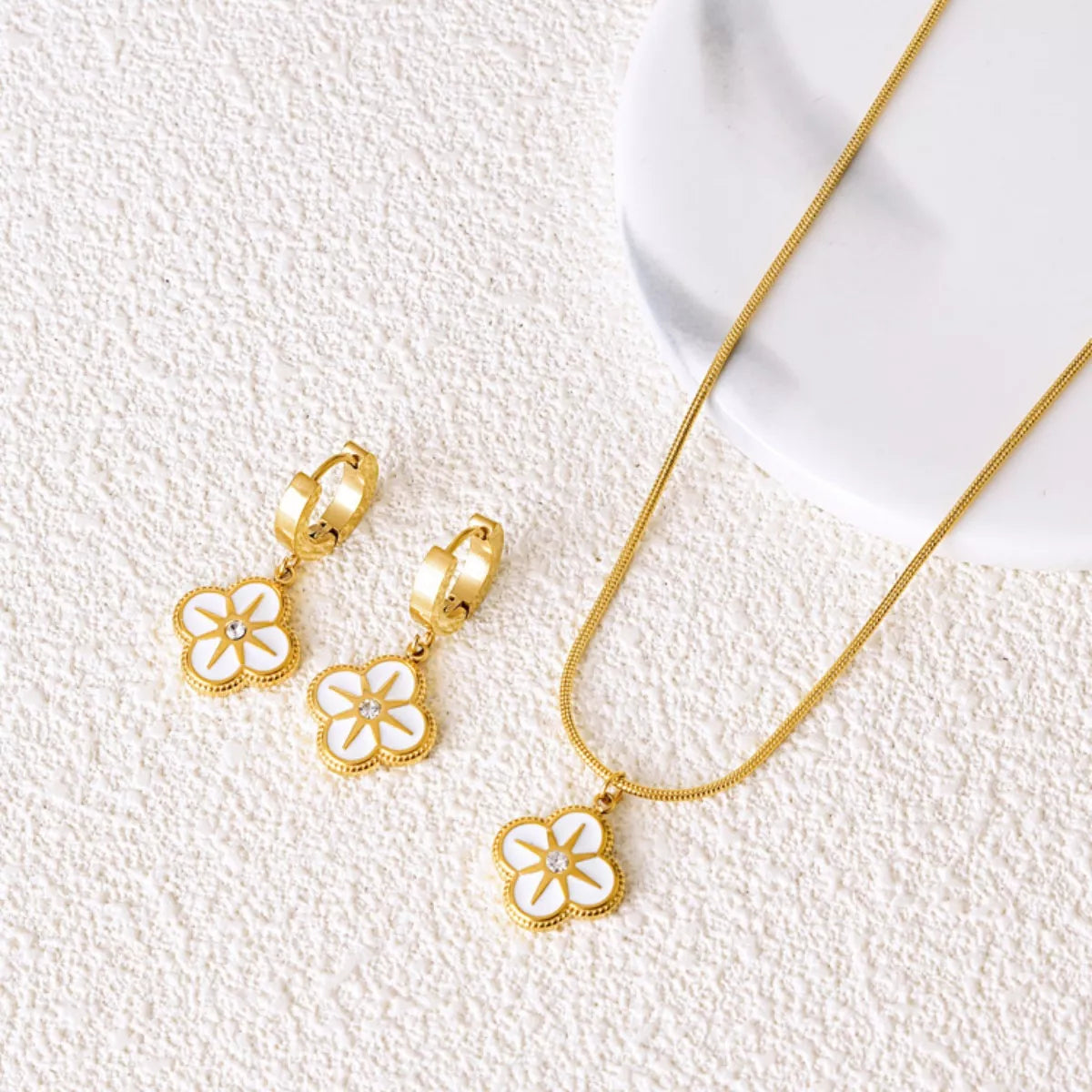 Four-Leaf Clover Pendant Necklace and Earrings Jewelry Set - Cream One Size