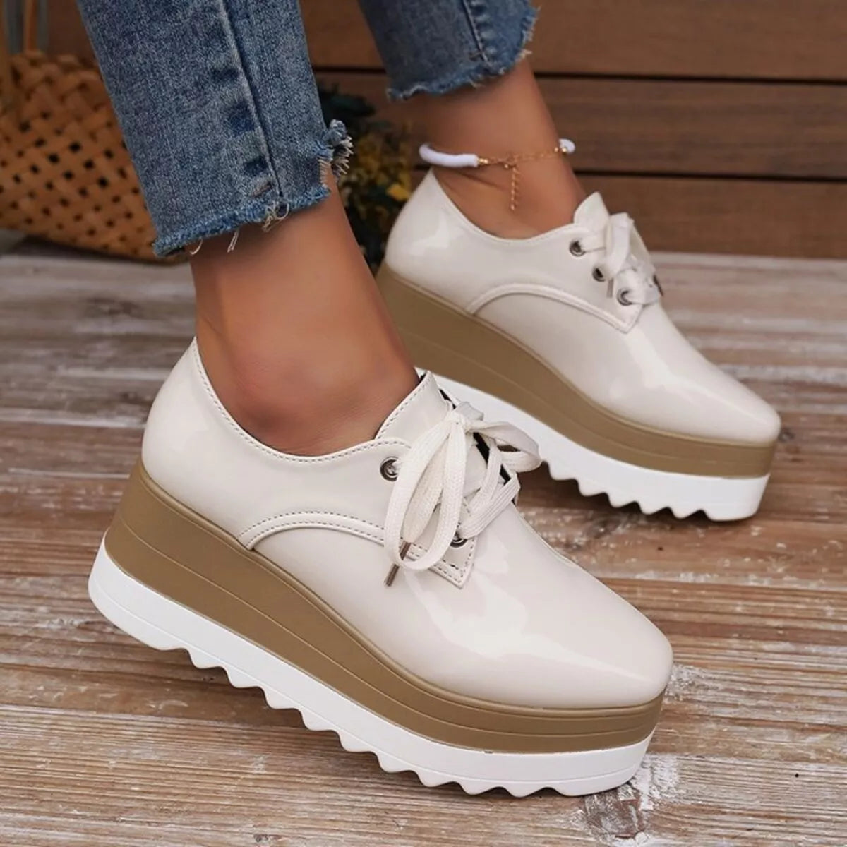 Lace Up Platform Sneakers - Beige