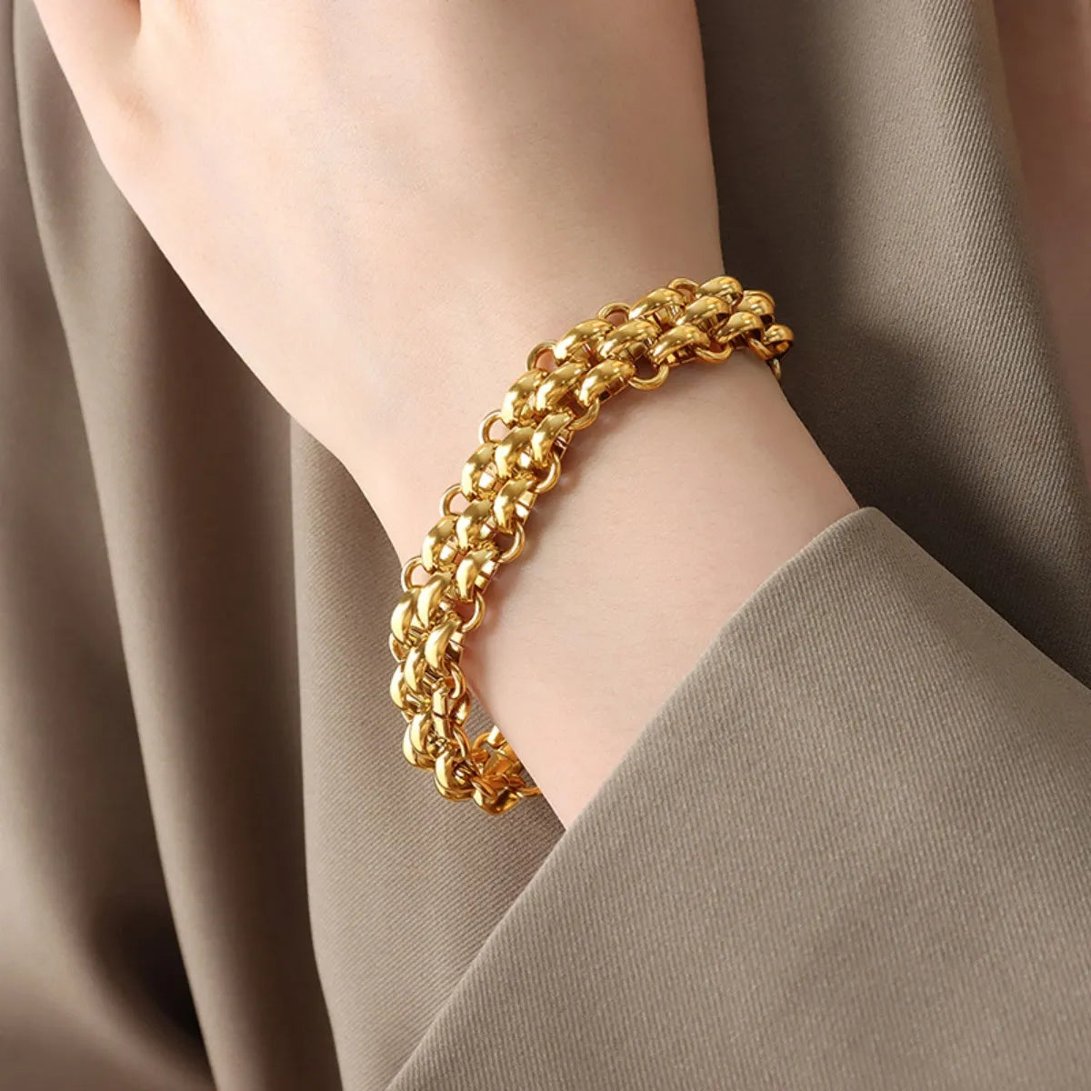 Gold Chain Link Jewelry Set with Necklace and Bracelet -