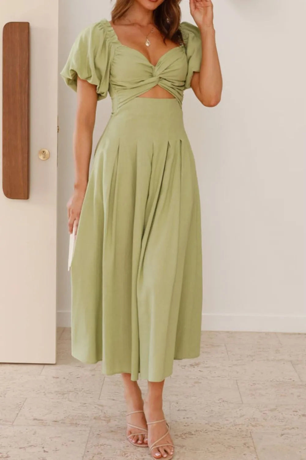 Sweetheart Neck Puff Sleeve Dress -