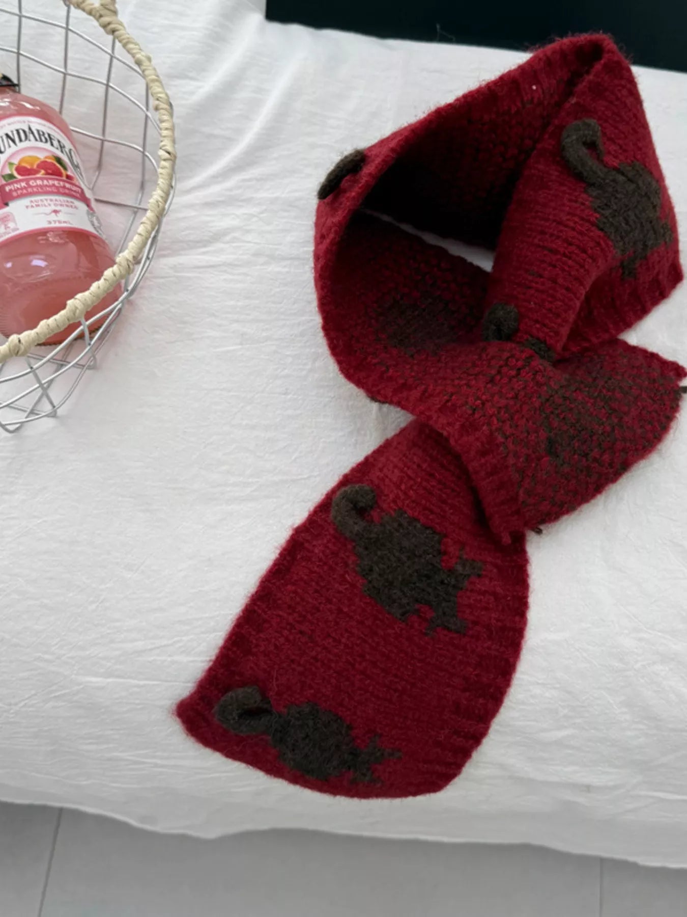 Knitted Contrast Pattern Warm Scarf - Red One Size