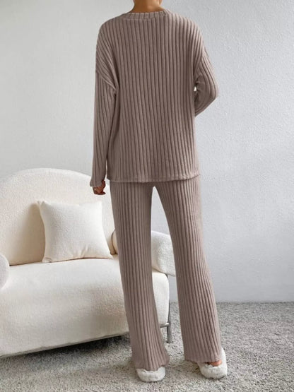 Ribbed Knit V-Neck Top and Pants Set -