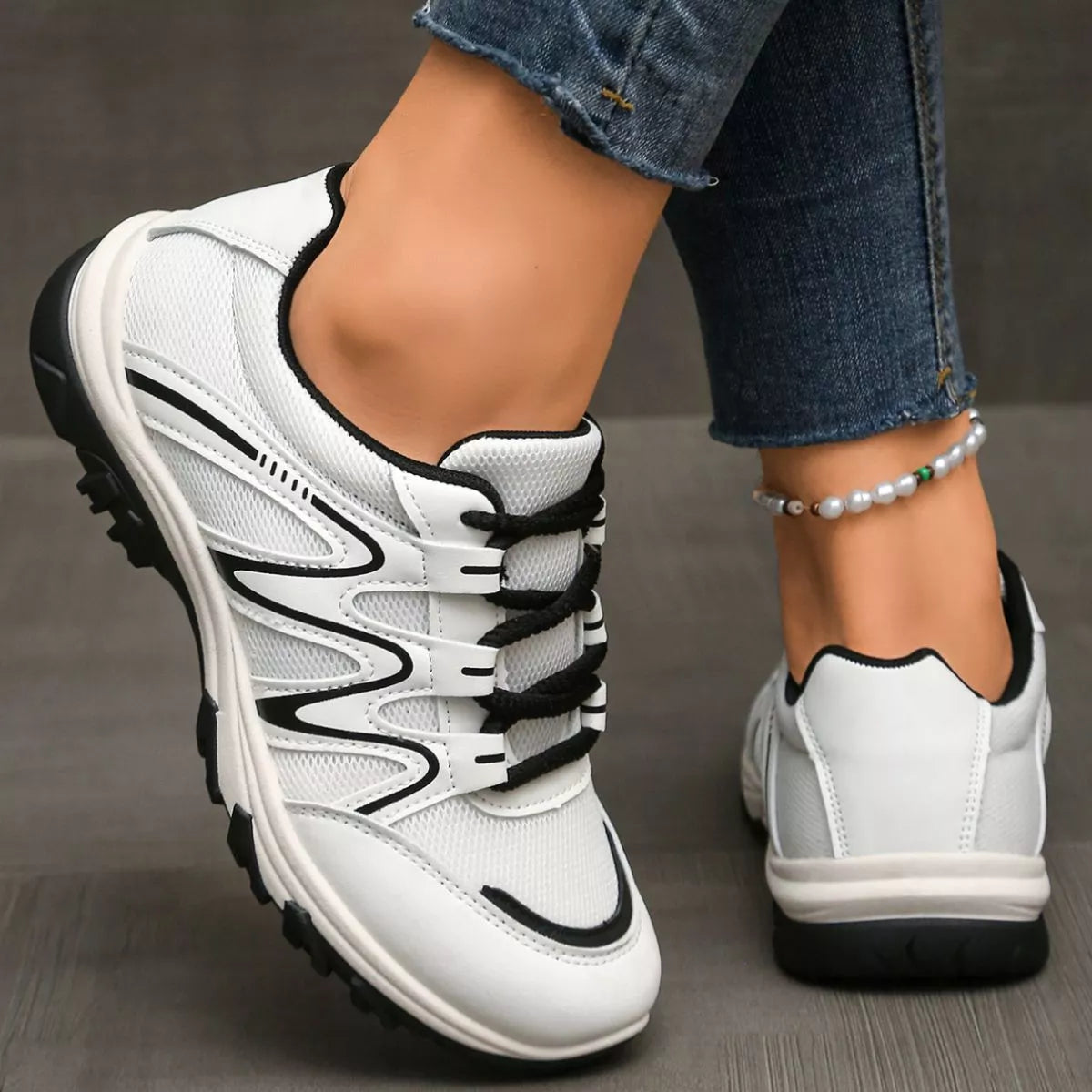 Lightweight Lace Up Athletic -