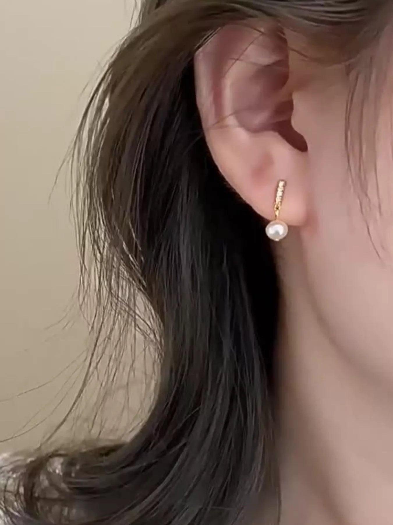 Pearl Drop Earrings -