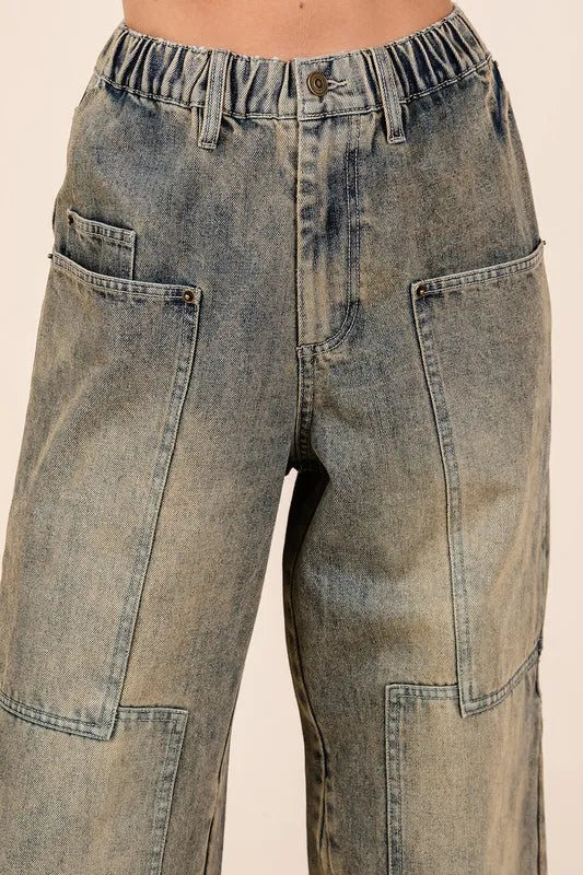 Washed Wide Leg Jeans -