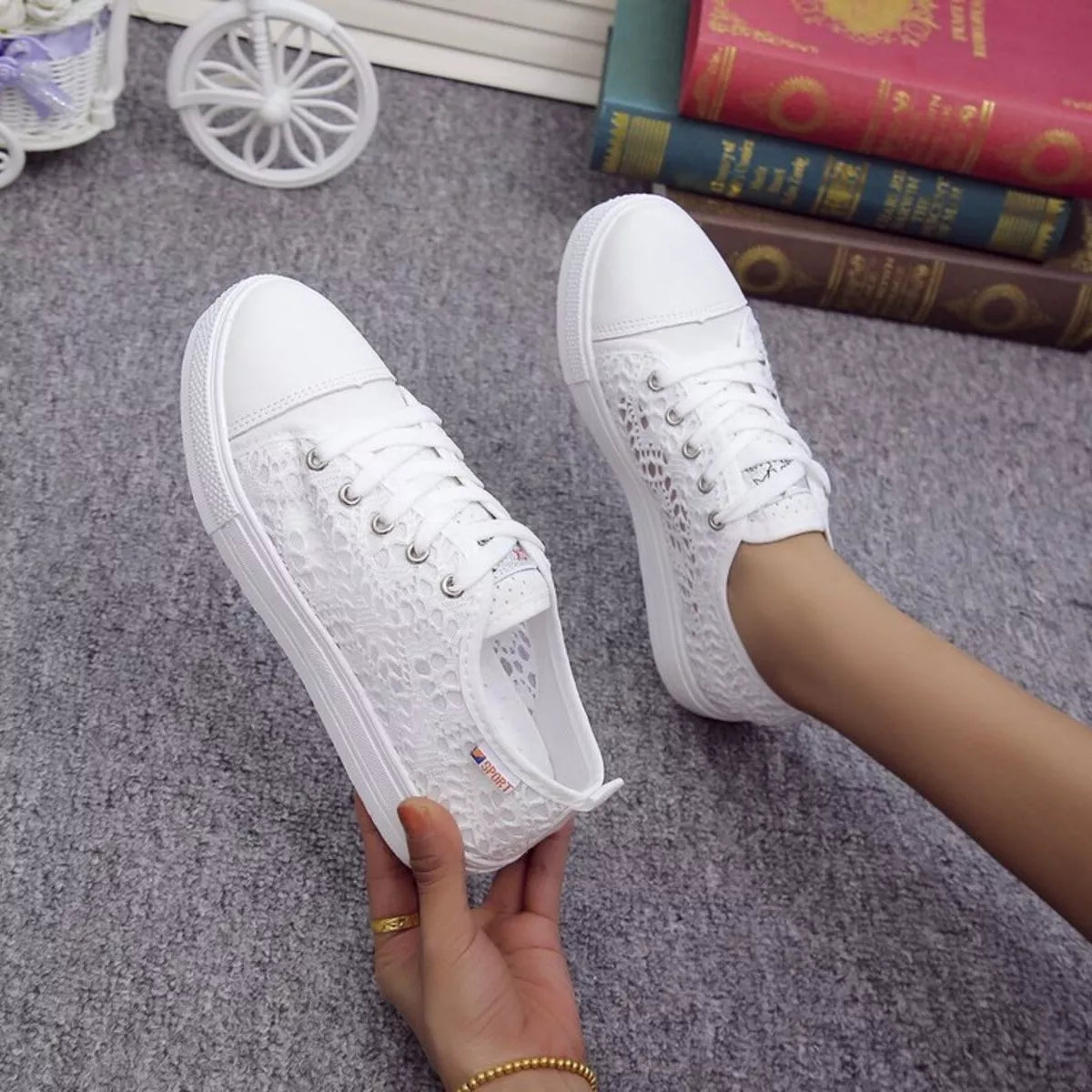 Hollow Out Platform Sneakers -