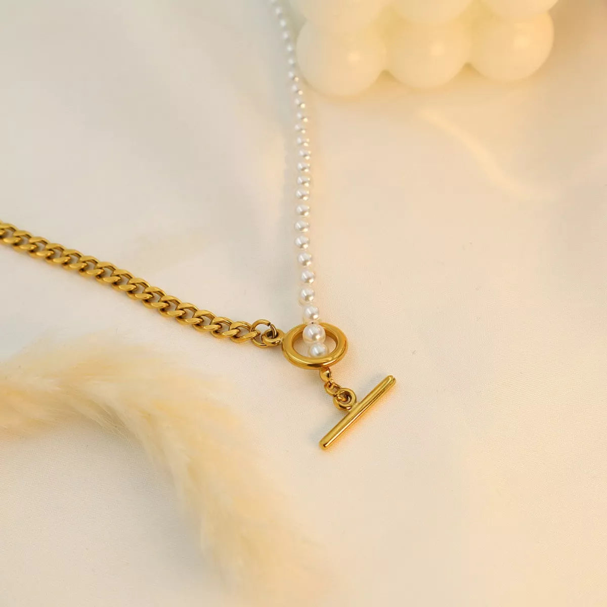 Pearl Toggle Necklace -