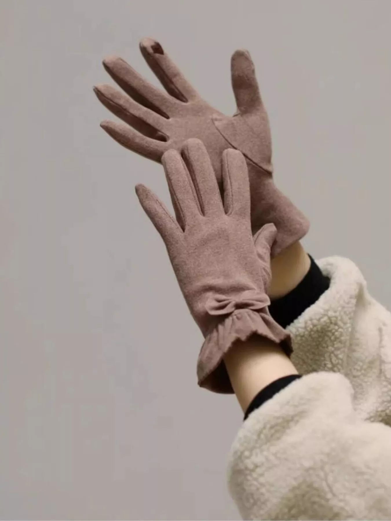Ruffled Cuff Bow Gloves -