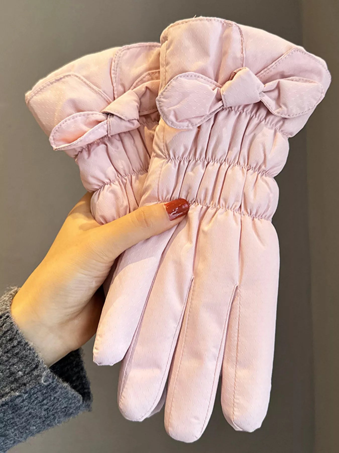 Bowknot Ruched Gloves -