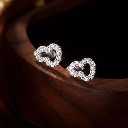Gourd Shaped Stud Earrings -