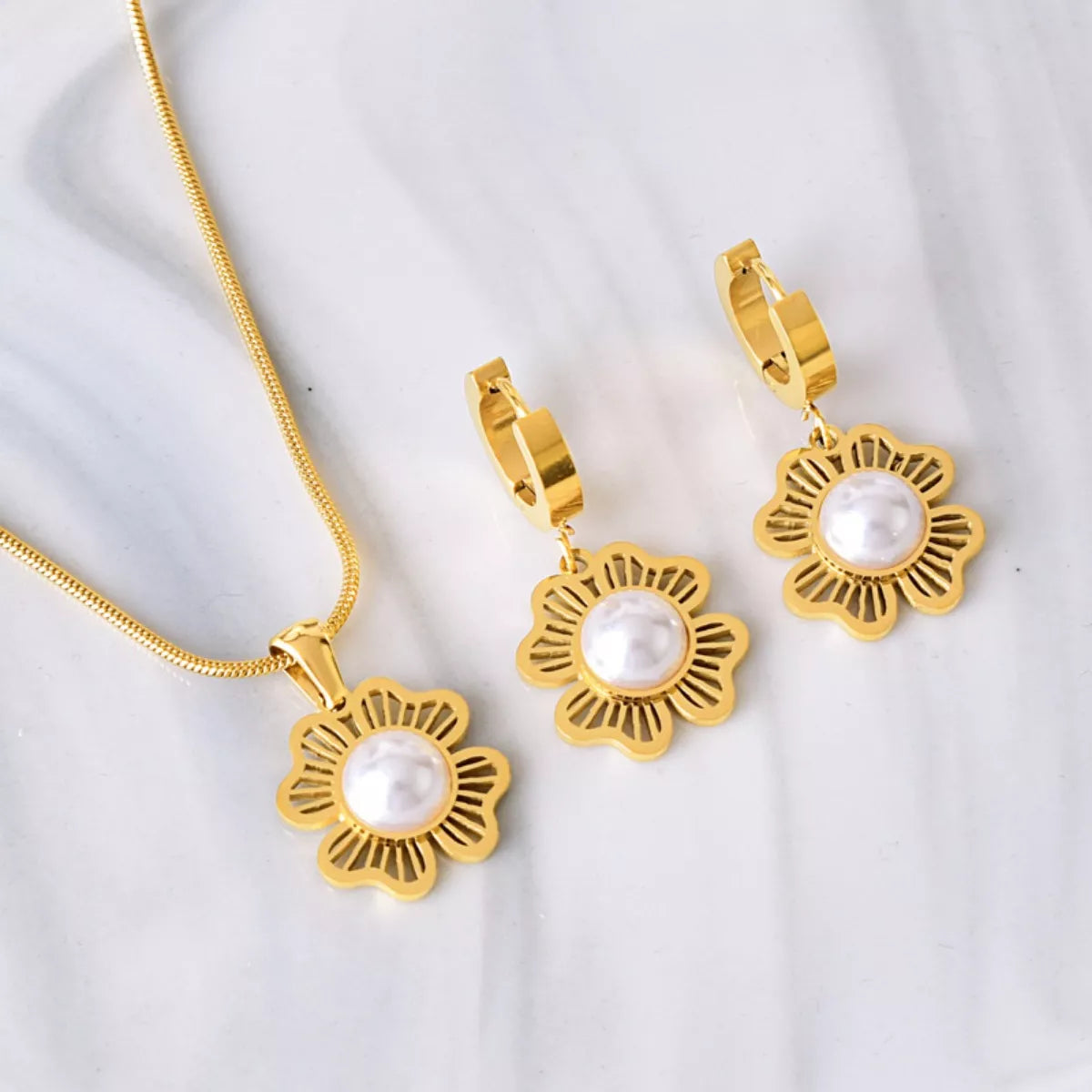 Gold-Plated Flower Jewelry Set -
