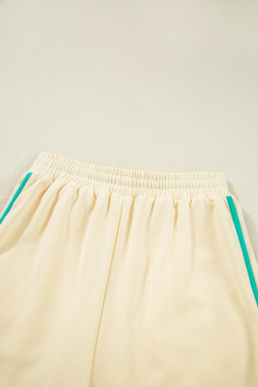 Contrast Round Neck Top and Shorts Set -
