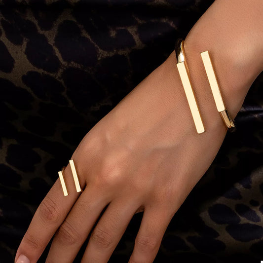 Adjustable Modern Bar Bracelet and Ring Jewelry Set - Gold One Size