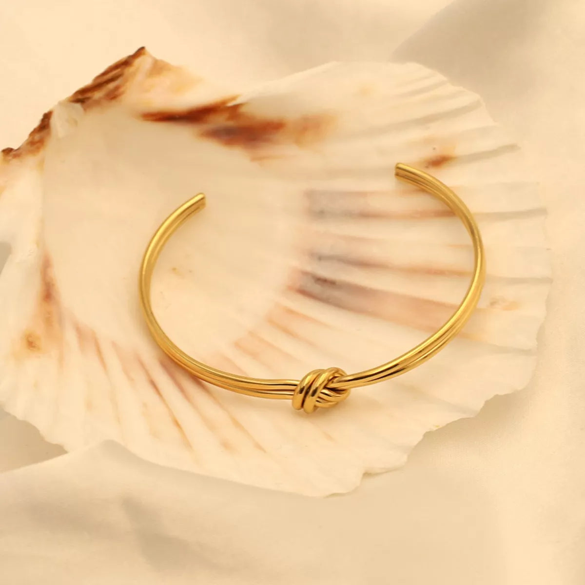 Knot Open Bracelet -