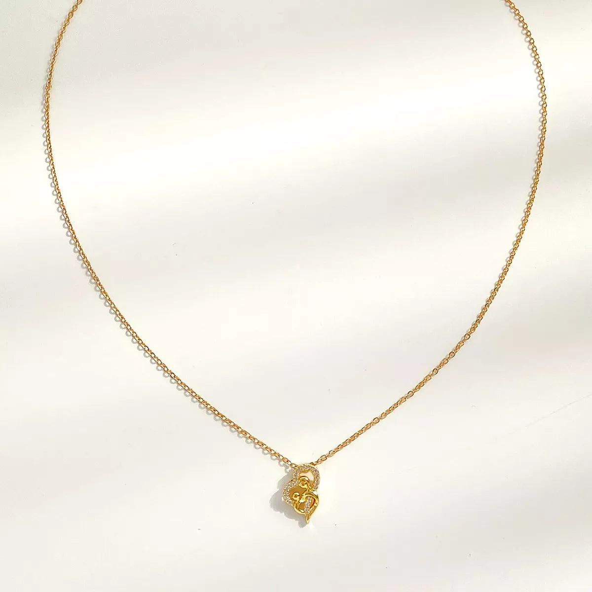 Zircon Pendant Necklace -