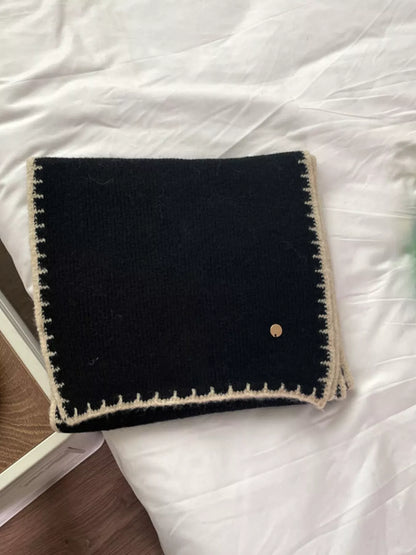 Contrast Trim Knit Scarf - Black One Size