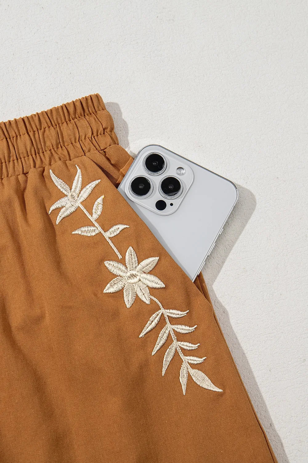 Boho Tasseled Elastic Waist Casual Shorts -