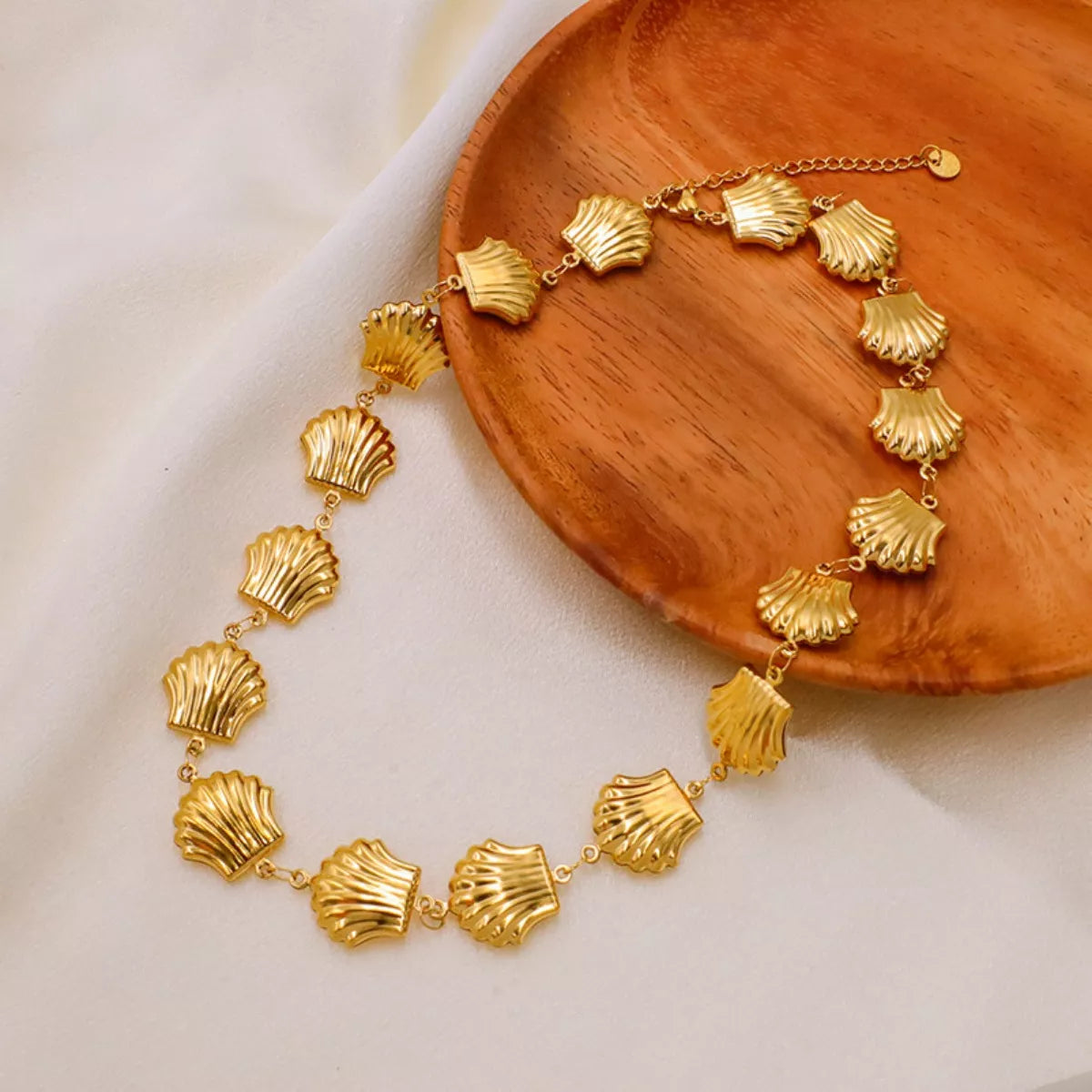 Shell Necklace -