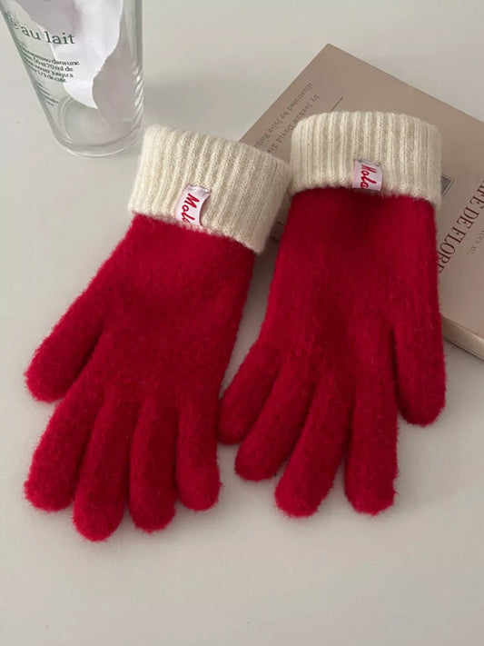 Cozy Knit Gloves with Ribbed Cuff - Red One Size