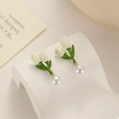 Flower Stud Earrings - Style B One Size