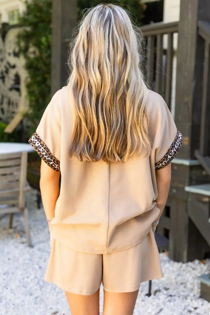 Leopard Trim Zipped Short Sleeve Casual Set -