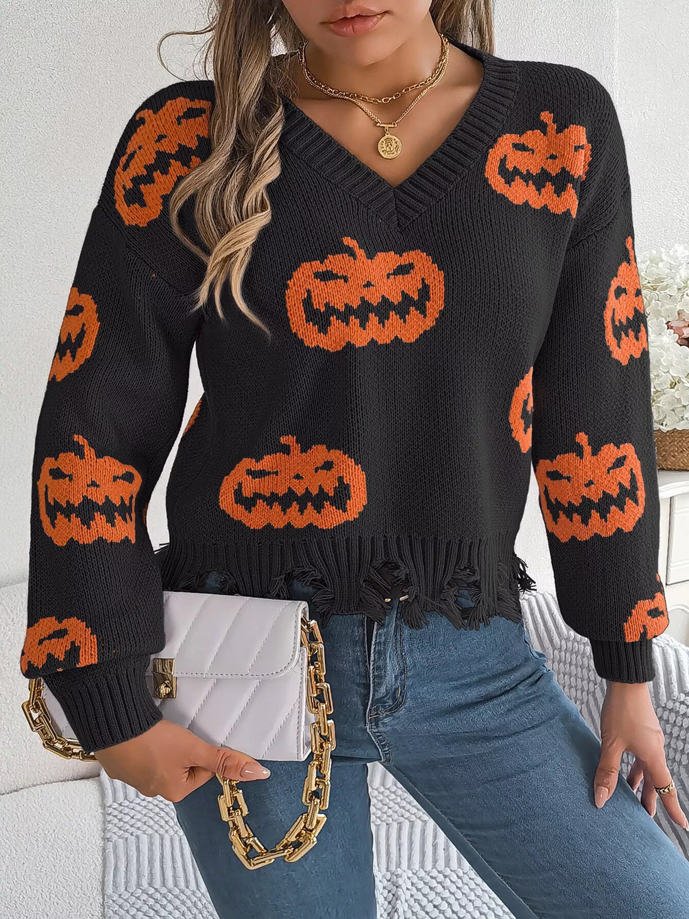 Pumpkin Pattern Raw Hem V-Neck Sweater - Black