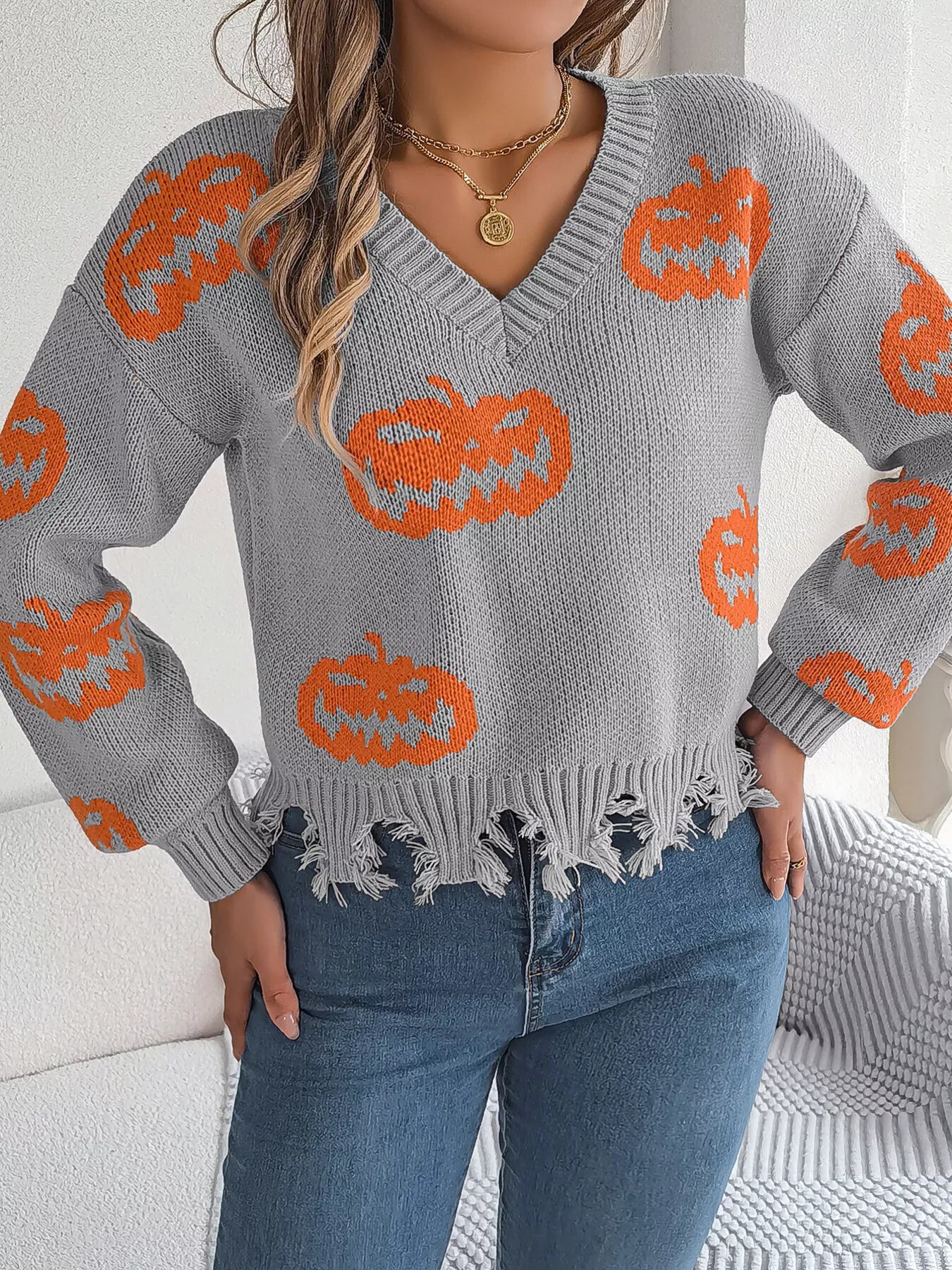 Pumpkin Pattern Raw Hem V-Neck Sweater - Gray