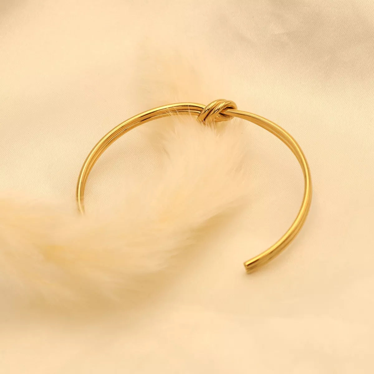 Knot Open Bracelet -
