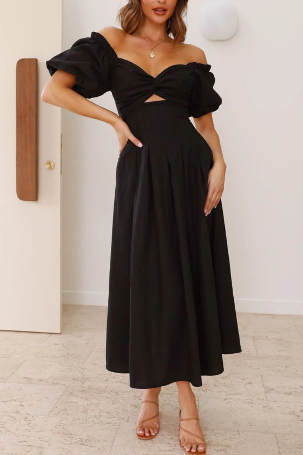 Sweetheart Neck Puff Sleeve Dress - Black