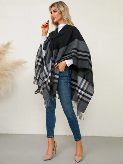 Fringe Contrast Plaid Poncho - Black One Size