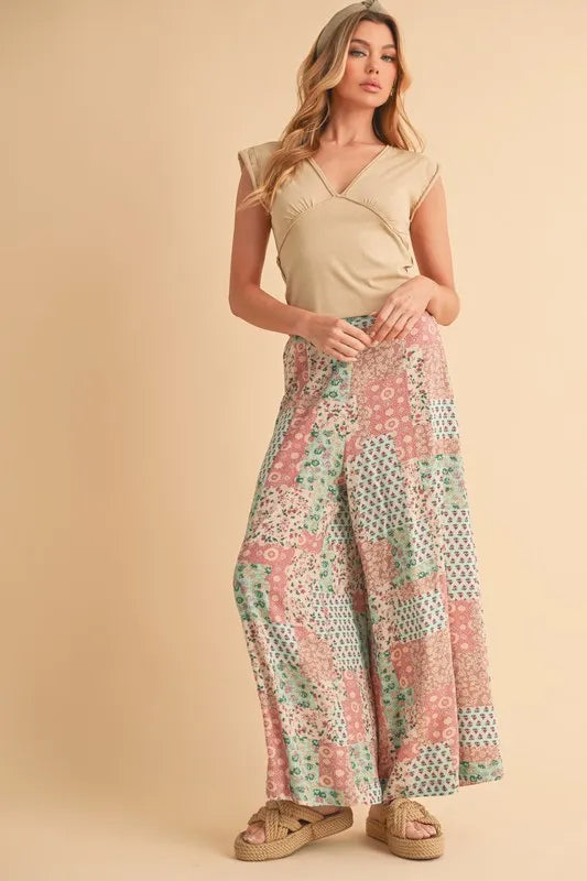 Printed Wide Leg Pants -