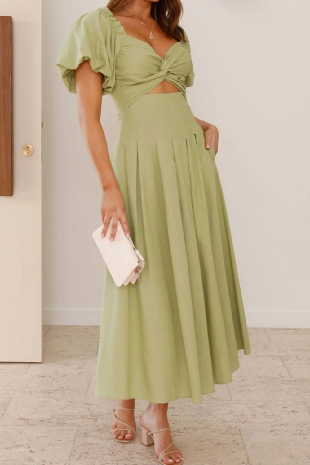 Sweetheart Neck Puff Sleeve Dress -