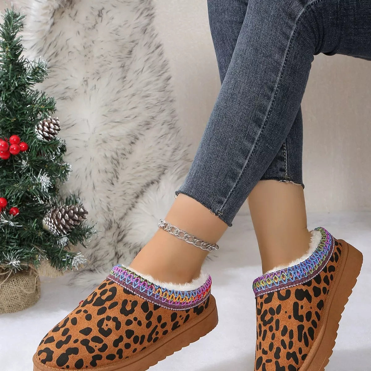 Leopard Print Plush Lined Warm Slip-Ons -