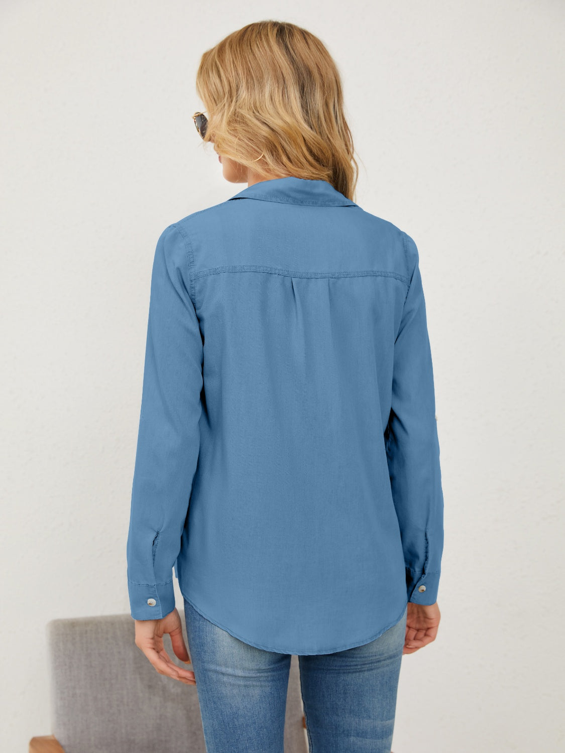 Pocketed Button Up Long Sleeve Denim Shirt - Medium